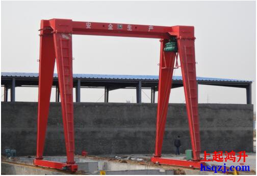 分享開龍門吊車可能用得到的幾個(gè)小技巧