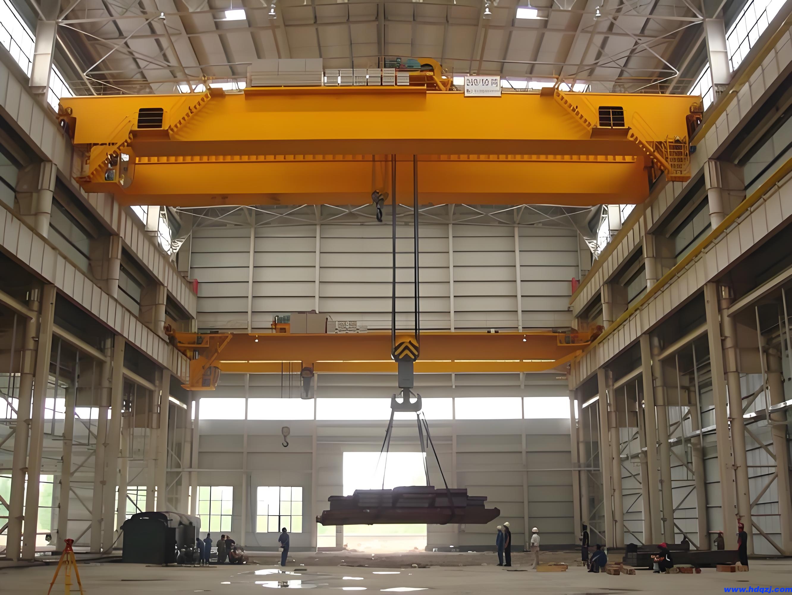 QE型通用橋式起重機產品簡介 QE型通用橋式起重機產品簡介